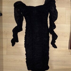 Fashion Nova Black Ruched Midi Dress